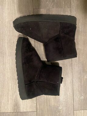 Classic Short Black Suede Winter Boots